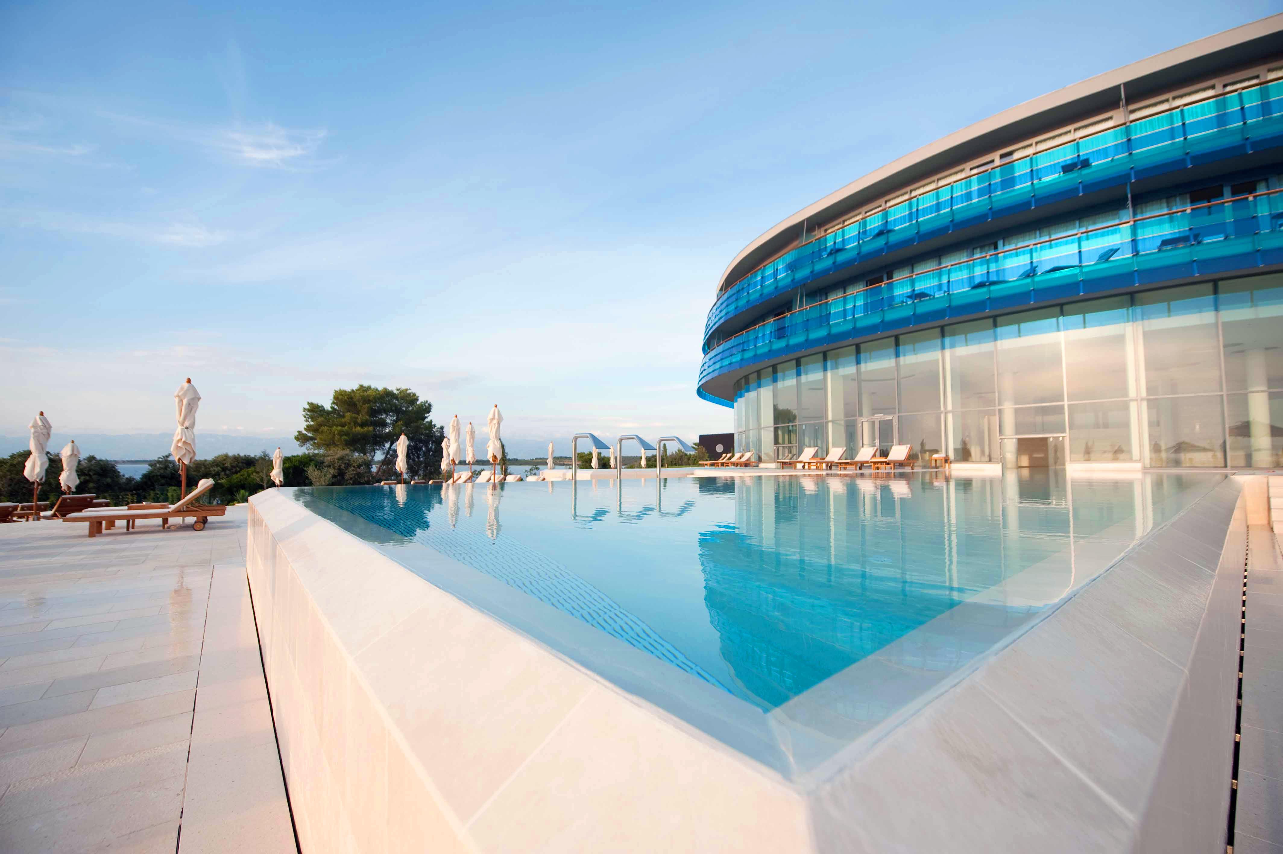 Falkensteiner Hotel & Spa Iadera Petrčane Dış mekan fotoğraf The hotel's swimming pool