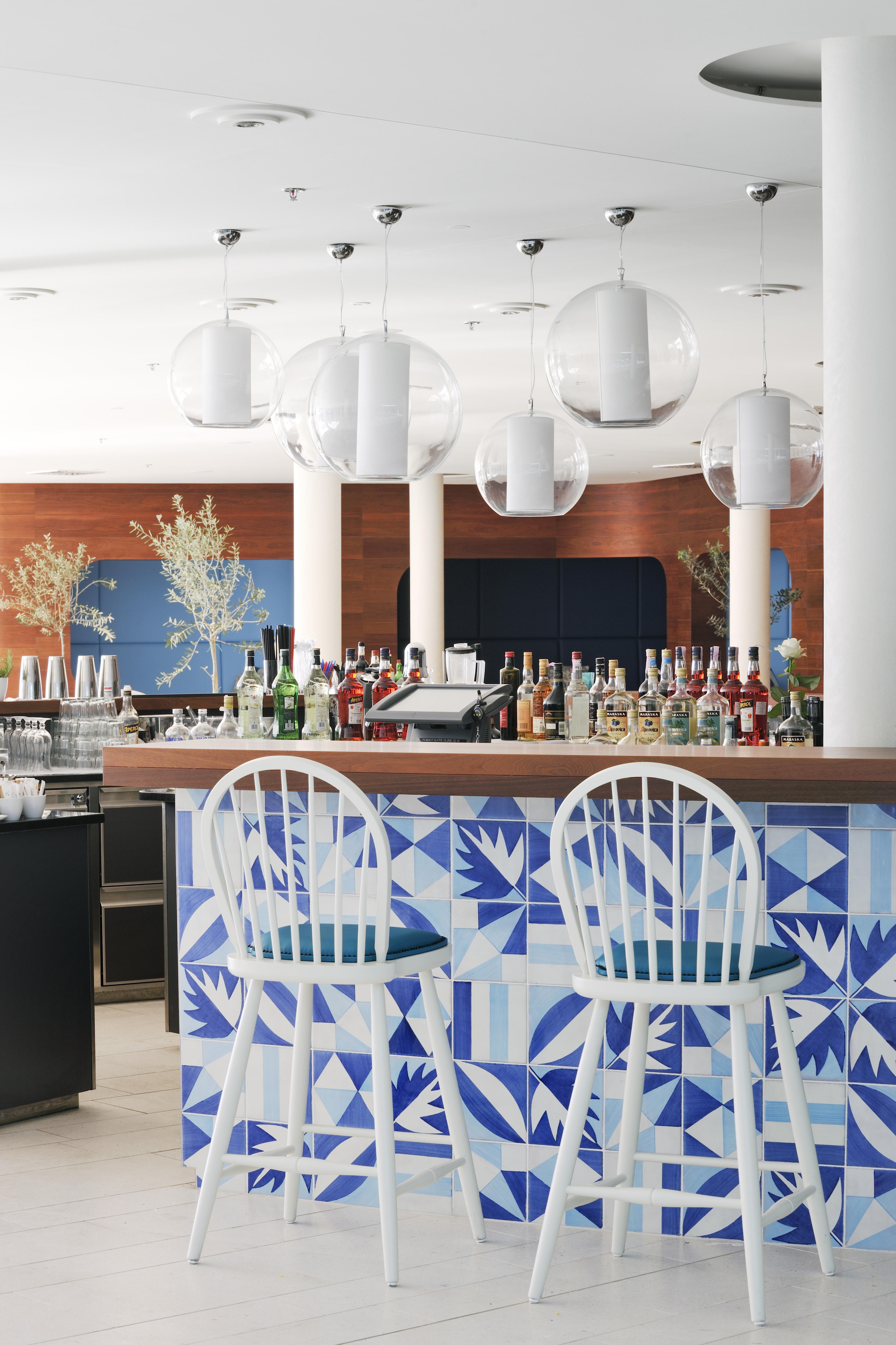 Falkensteiner Hotel & Spa Iadera Petrčane Dış mekan fotoğraf The bar at the hotel