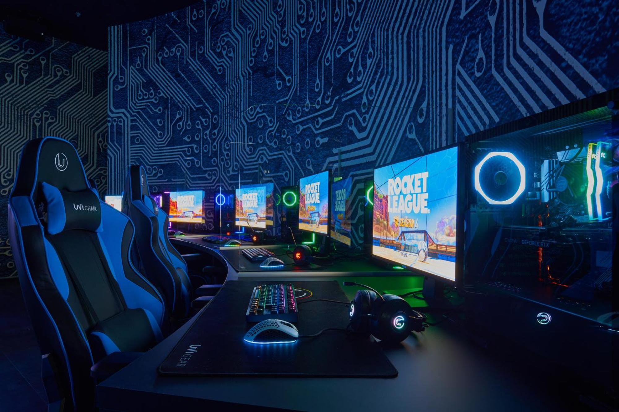 Falkensteiner Hotel & Spa Iadera Petrčane Dış mekan fotoğraf The gaming room at the 2019 Intel Extreme Masters